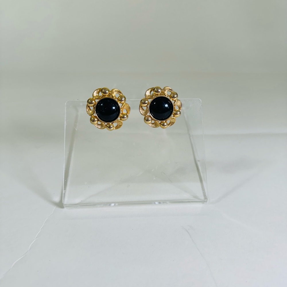 Paulo Gucci 80s vintage clip on earrings